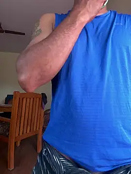 Snapshot of syntaxbear chatting on July 23, 2026, 5:16 am syntaxbear online show from July 23, 2026, 5:16 am