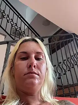 Sofia beee online show from July 26, 2026, 3:30 pm