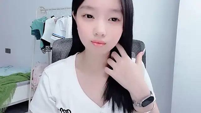 Yoyo33355 online show from July 20, 2026, 11:23 am