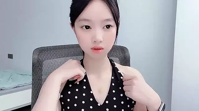 Yoyo33355 online show from July 24, 2026, 3:37 am