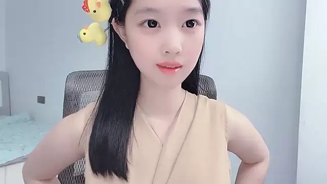 Yoyo33355 online show from July 28, 2026, 12:48 pm