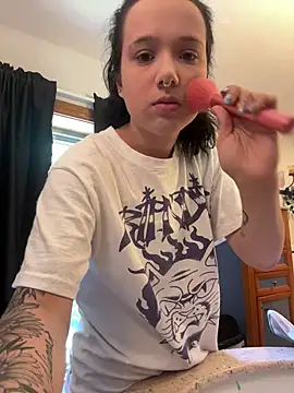 sweetielexxii online show from May 29, 2026, 8:18 pm