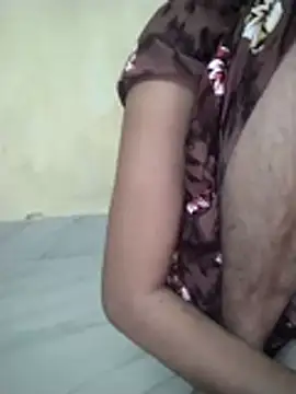 PRIYAGIRLHOT online show from June 5, 2026, 5:47 am
