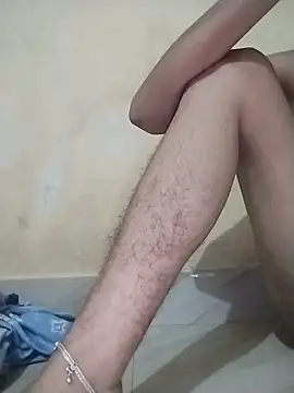 PRIYAGIRLHOT online show from July 27, 2026, 3:19 pm