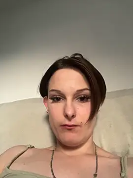 Quenn667 online show from May 24, 2026, 6:57 pm