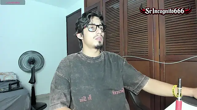 SrIncognito666 online show from July 23, 2026, 2:53 am
