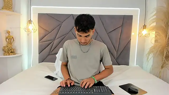 LiamBlake  online show from June 26, 2026, 5:23 am