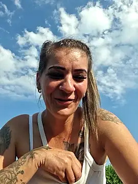 ibolya86 online show from June 26, 2026, 5:34 am