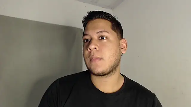 Snapshot of nicolas_cr1 chatting on June 16, 2026, 3:53 am nicolas cr1 online show from June 16, 2026, 3:53 am