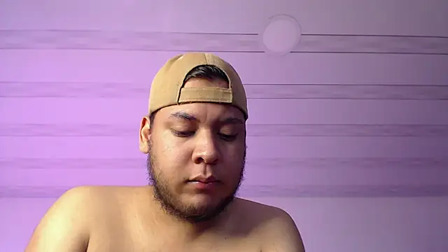 Snapshot of nicolas_cr1 chatting on July 10, 2026, 12:08 pm nicolas cr1 online show from July 10, 2026, 12:08 pm