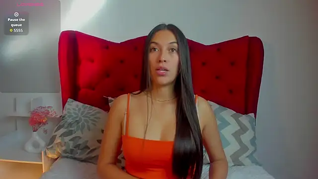 EliiVayne online show from July 17, 2026, 8:57 pm