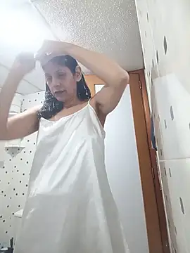 Samantha01 Rosse01 online show from June 1, 2026, 1:51 am