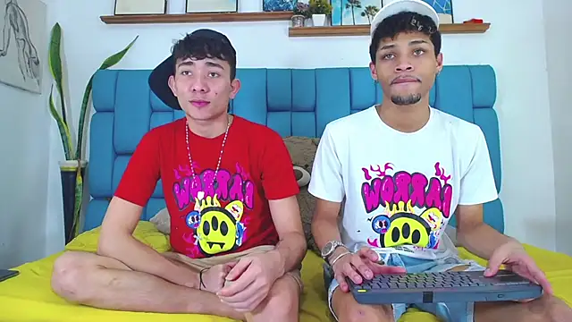 STRANGER BOYS online show from July 9, 2026, 11:09 pm