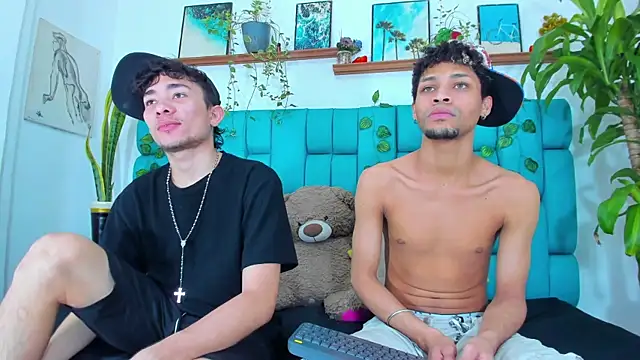 STRANGER BOYS online show from July 23, 2026, 11:35 pm
