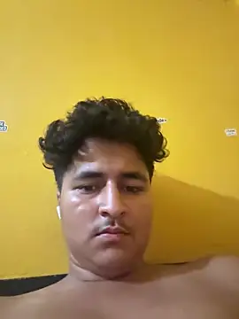 Snapshot of cannonWithMuscles chatting on June 20, 2026, 1:25 pm cannonWithMuscles online show from June 20, 2026, 1:25 pm