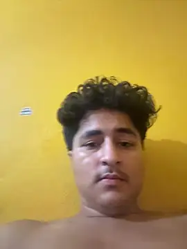 Snapshot of cannonWithMuscles chatting on August 7, 2026, 9:17 pm cannonWithMuscles online show from August 7, 2026, 9:17 pm