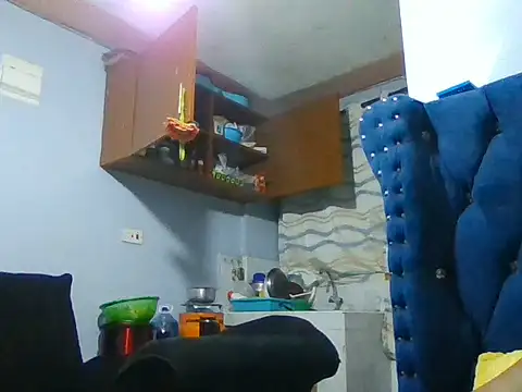 prettycaterina online show from June 2, 2026, 5:37 pm