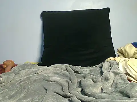 prettycaterina online show from July 19, 2026, 12:42 pm