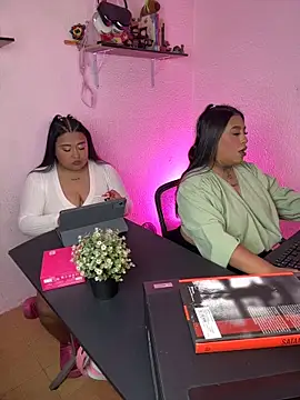 Snapshot of Morgan_Sky chatting on August 1, 2026, 12:32 am Morgan Sky online show from August 1, 2026, 12:32 am