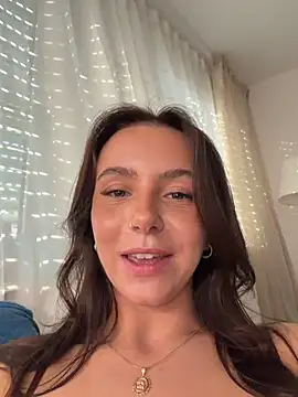 Cherry-Bean online show from July 24, 2026, 5:33 pm
