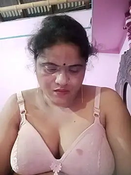 Snapshot of Maya_Vabi chatting on June 3, 2026, 2:08 pm Maya Vabi online show from June 3, 2026, 2:08 pm