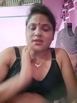 Snapshot of Maya_Vabi chatting on June 19, 2026, 9:35 am Maya Vabi online show from June 19, 2026, 9:35 am