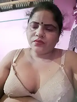 Snapshot of Maya_Vabi chatting on July 18, 2026, 1:59 pm Maya Vabi online show from July 18, 2026, 1:59 pm