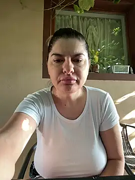 evaxxxcurvyxxx online show from July 26, 2026, 5:37 am