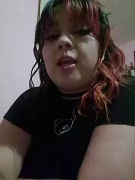 Snapshot of curvy_latina chatting on July 23, 2026, 10:19 pm curvy latina online show from July 23, 2026, 10:19 pm