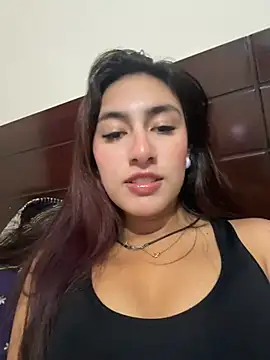 velariasoft  online show from July 19, 2026, 11:19 pm