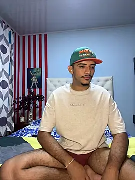 Snapshot of SalvadorVega chatting on July 19, 2026, 3:43 am SalvadorVega online show from July 19, 2026, 3:43 am