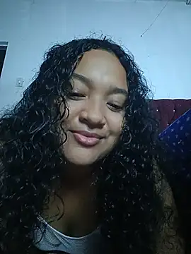 CarameloSweet online show from June 3, 2026, 3:31 am