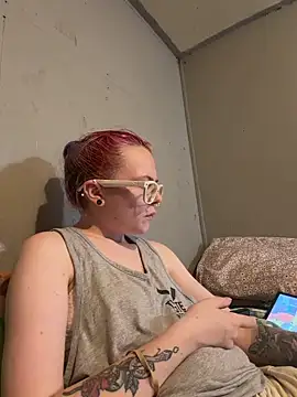 Snapshot of hoeznshi chatting on June 26, 2026, 1:32 am hoeznshi online show from June 26, 2026, 1:32 am