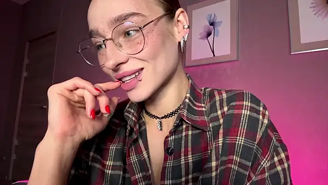 amilia-sexygirl online show from July 26, 2026, 1:14 am