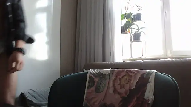 Snapshot of DorianSalazar1 chatting on June 15, 2026, 4:31 pm DorianSalazar1 online show from June 15, 2026, 4:31 pm