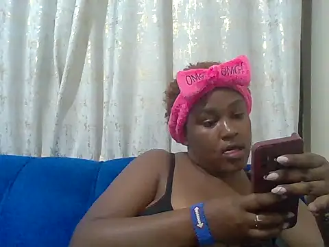 Bigchocoboobs online show from May 28, 2026, 4:15 pm
