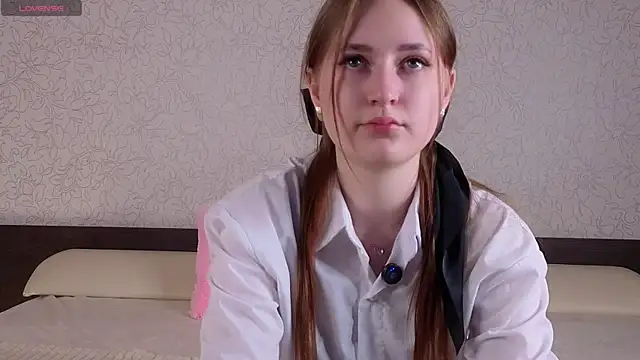 LeishaChamblee online show from July 16, 2026, 2:28 am