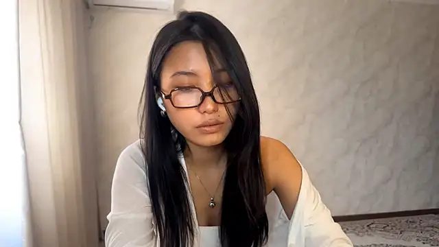 AikoHokonu online show from July 23, 2026, 7:17 am
