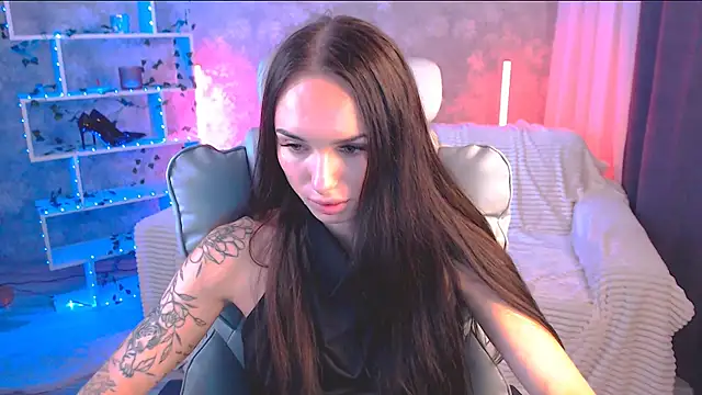 NicoleMerz online show from July 24, 2026, 10:30 pm