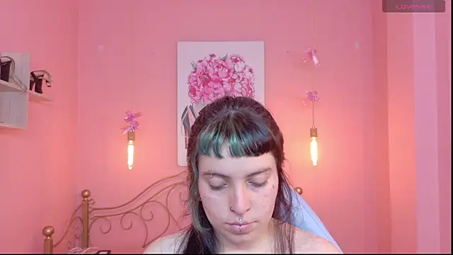  sofia smth xx online show from June 11, 2026, 1:09 pm