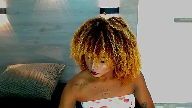 AshleySofiaThenison online show from July 22, 2026, 1:14 pm