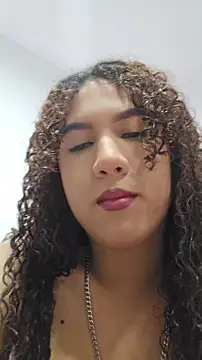 lilith isabella25 online show from July 23, 2026, 9:13 pm