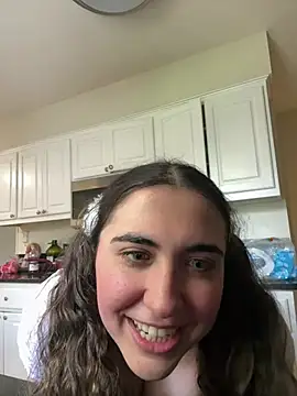 Snapshot of Young_GuliaLena chatting on June 15, 2026, 8:44 pm Young GuliaLena online show from June 15, 2026, 8:44 pm