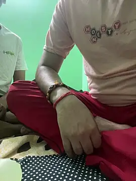 chocolateboys08 online show from May 29, 2026, 10:24 am