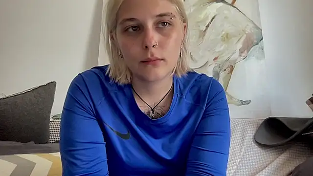 Ella Bloom online show from July 27, 2026, 10:11 am