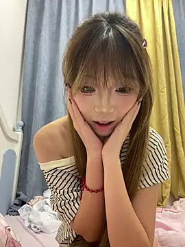 zaizaigirl online show from May 30, 2026, 7:11 pm