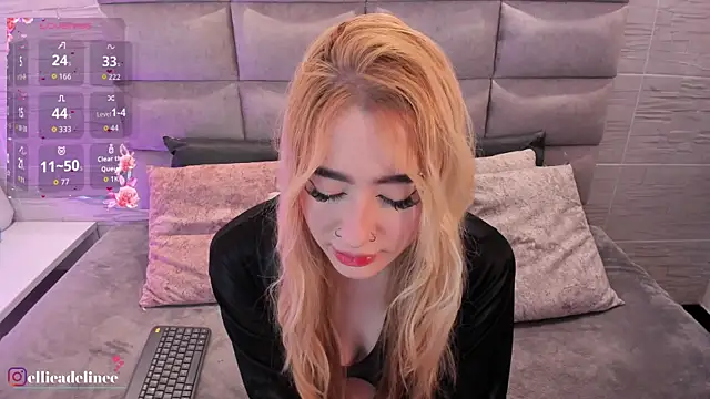 EllieAdeline online show from July 28, 2026, 3:57 am
