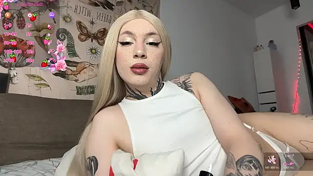 Chloecherry online show from July 28, 2026, 2:13 pm