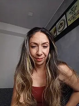 Snapshot of Laly_dolcee chatting on July 23, 2026, 7:45 pm Laly dolcee online show from July 23, 2026, 7:45 pm