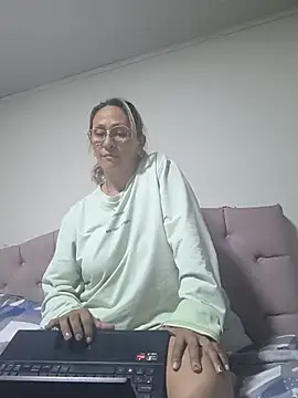 Snapshot of Camilaabby chatting on June 11, 2026, 3:26 am Camilaabby online show from June 11, 2026, 3:26 am